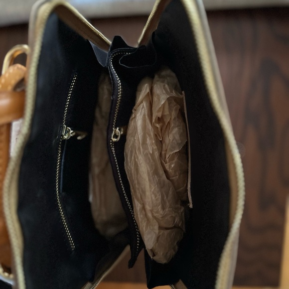 Davina Firenze Backpack Purse - Picture 4 of 5